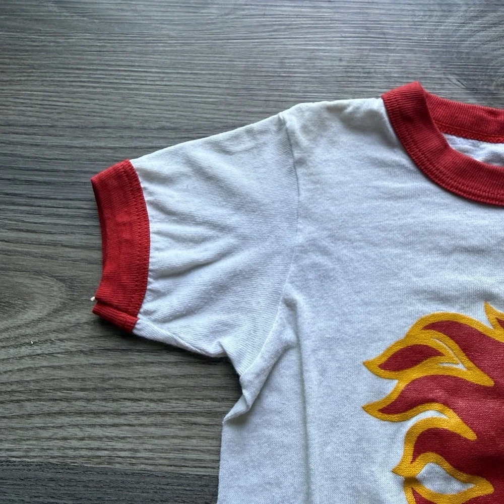 VTG 80s Colorado Flames CHL Minor League Hockey Ringer T Shirt Youth S 6-8 RARE